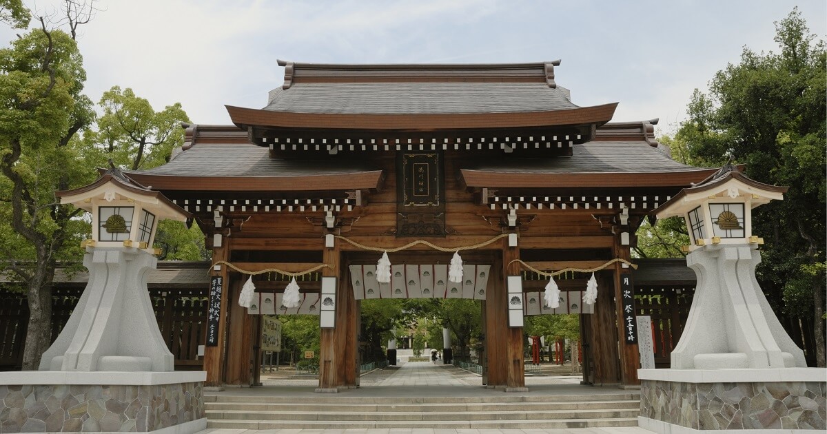 湊川神社 初詣 2026 屋台は何時から？混雑状況と時間も調査！のイメージ画像