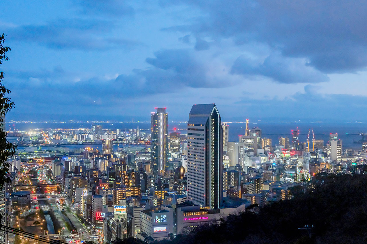 神戸ANAクラウンホテルで没入型アートダイニング『7 Paintings』開催のイメージ画像