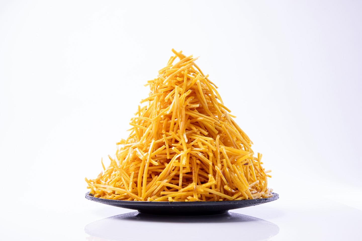 細さが病みつき！神戸元町に無添加「生芋けんぴ」専門店がオープンのイメージ画像