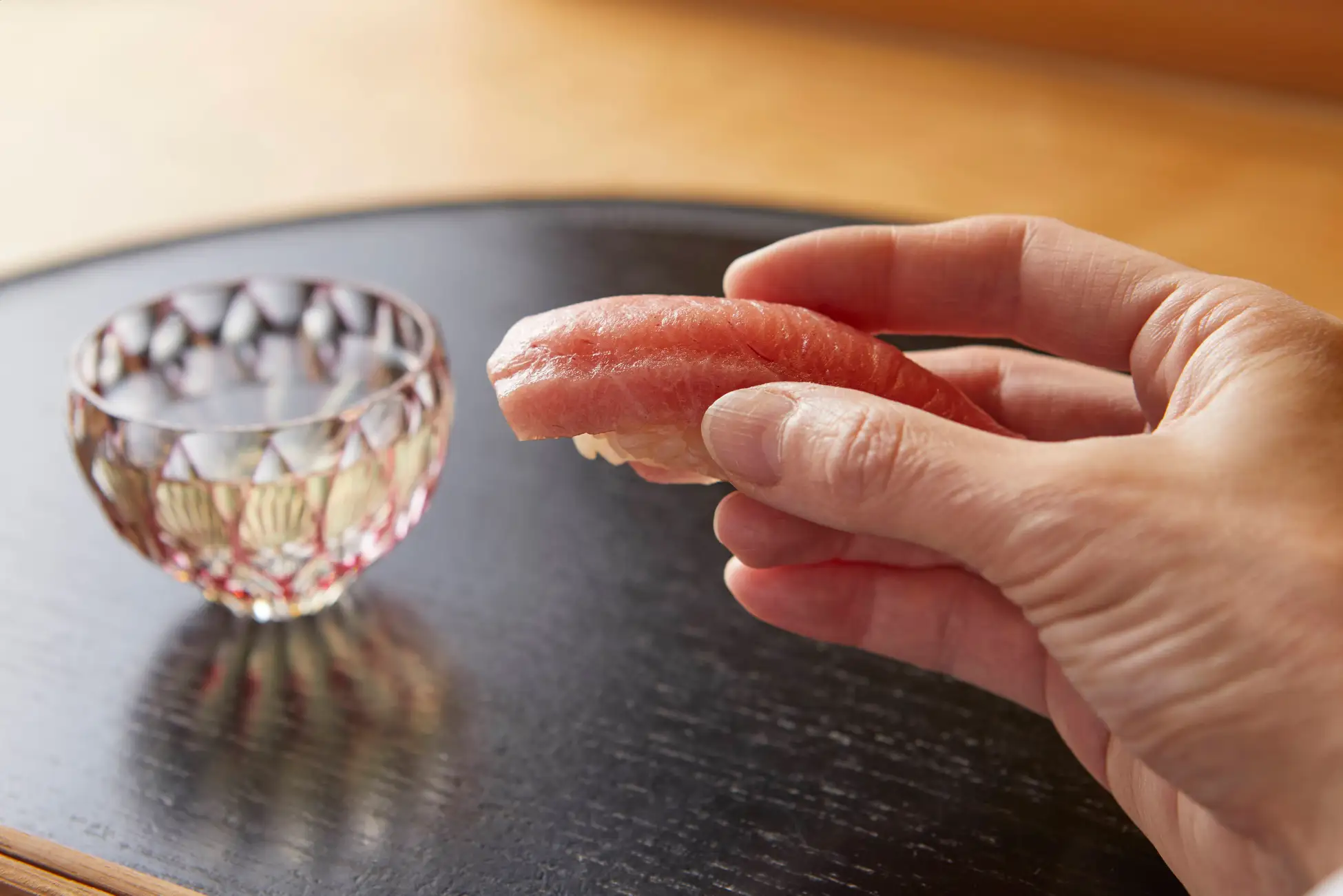 神戸で美食体験！灘の酒×八戸の魚ペアリング、2/14限定開催のイメージ画像