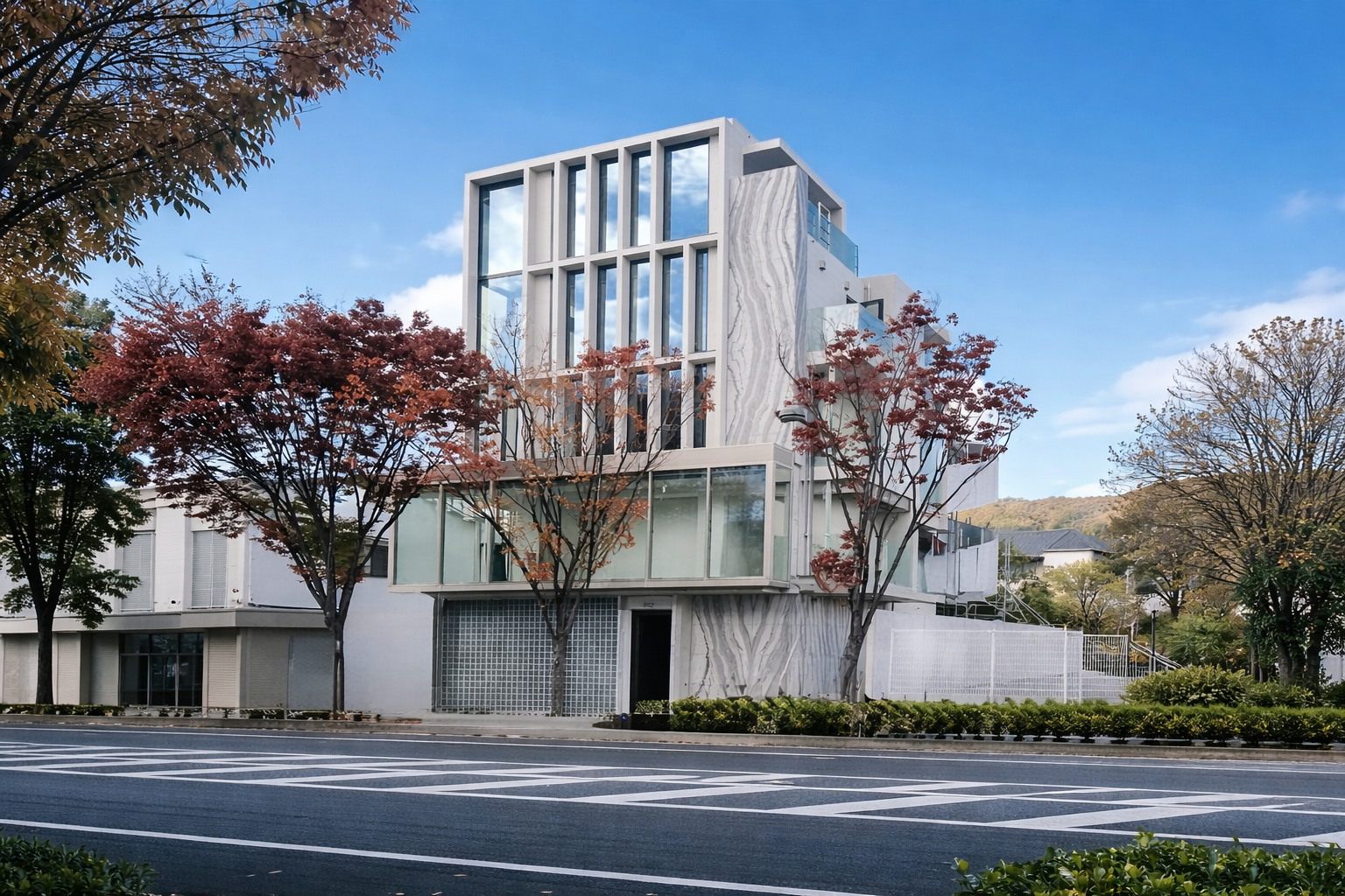 芦屋ギャラリーで窪塚洋介 個展「雲中白鶴」開催！墨画と陶芸の世界のイメージ画像