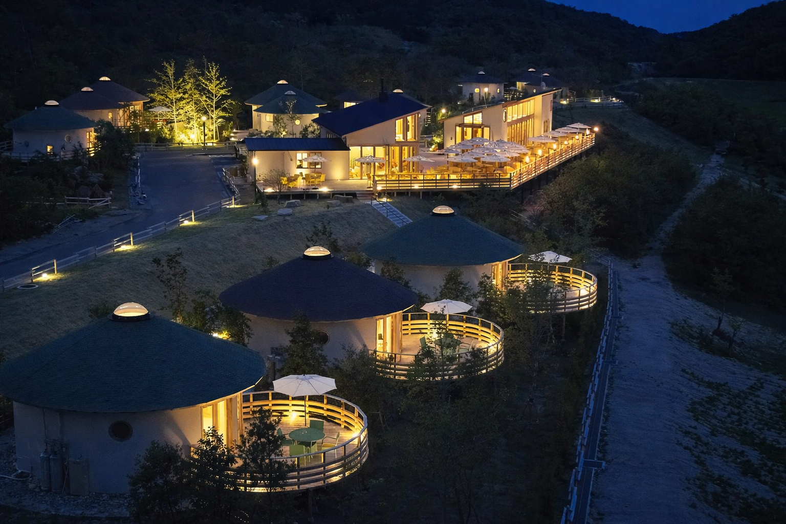 淡路島ニジゲンノモリ、クレヨンしんちゃんルーム宿泊者限定！ひろし名言ブロマイドのイメージ画像