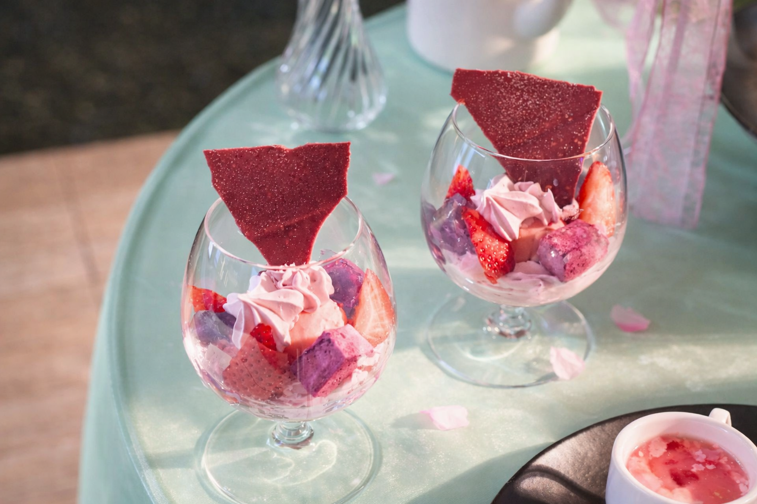 神戸ポートピアホテル 桜と苺の春色アフタヌーンティー 3/16開始のイメージ画像