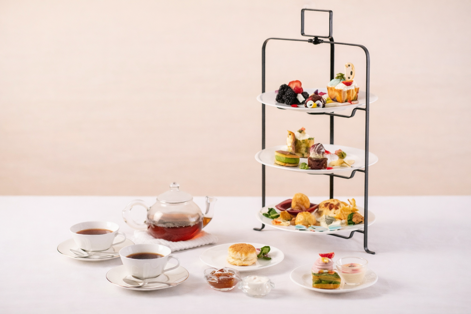 神戸須磨シーワールドホテル、春の味覚ブッフェ＆水族館モチーフデザート3/1開始のイメージ画像