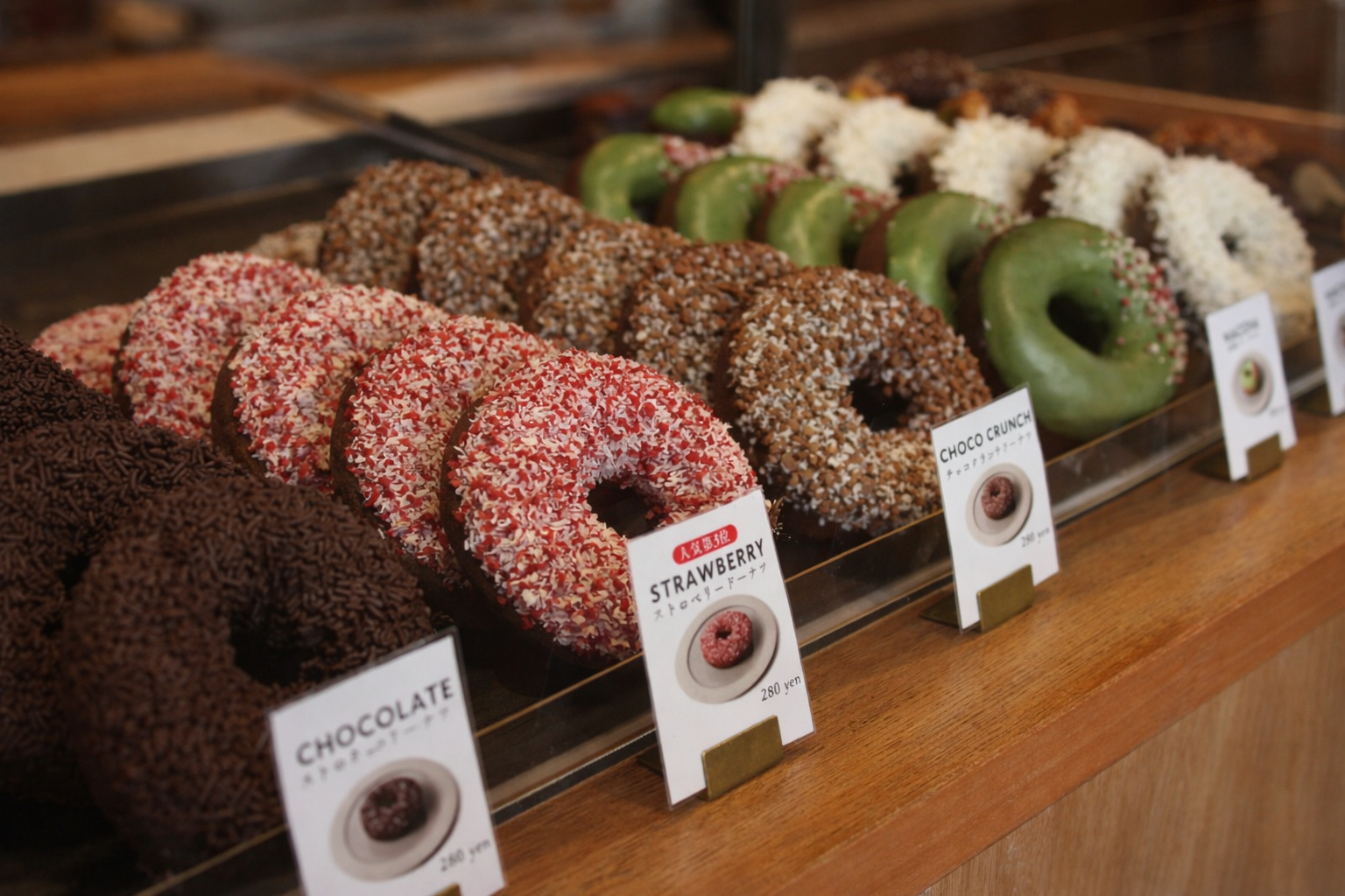 神戸岡本に「1日800個」売れるドーナツ店SHICTがオープン！のイメージ画像